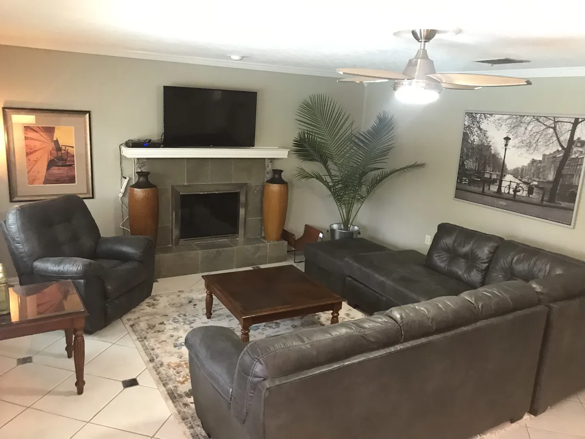 7 Summit living room with sofa and fireplace